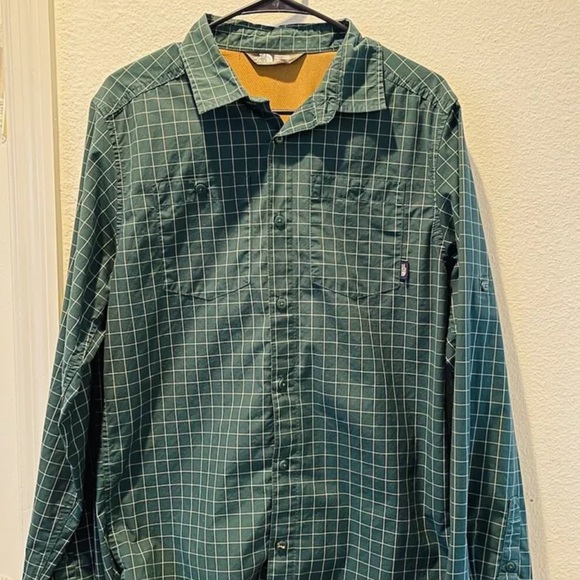 The North Face  Shirt Mens Size Small Green Plaid Long Sleeve Button - Picture 2 of 15